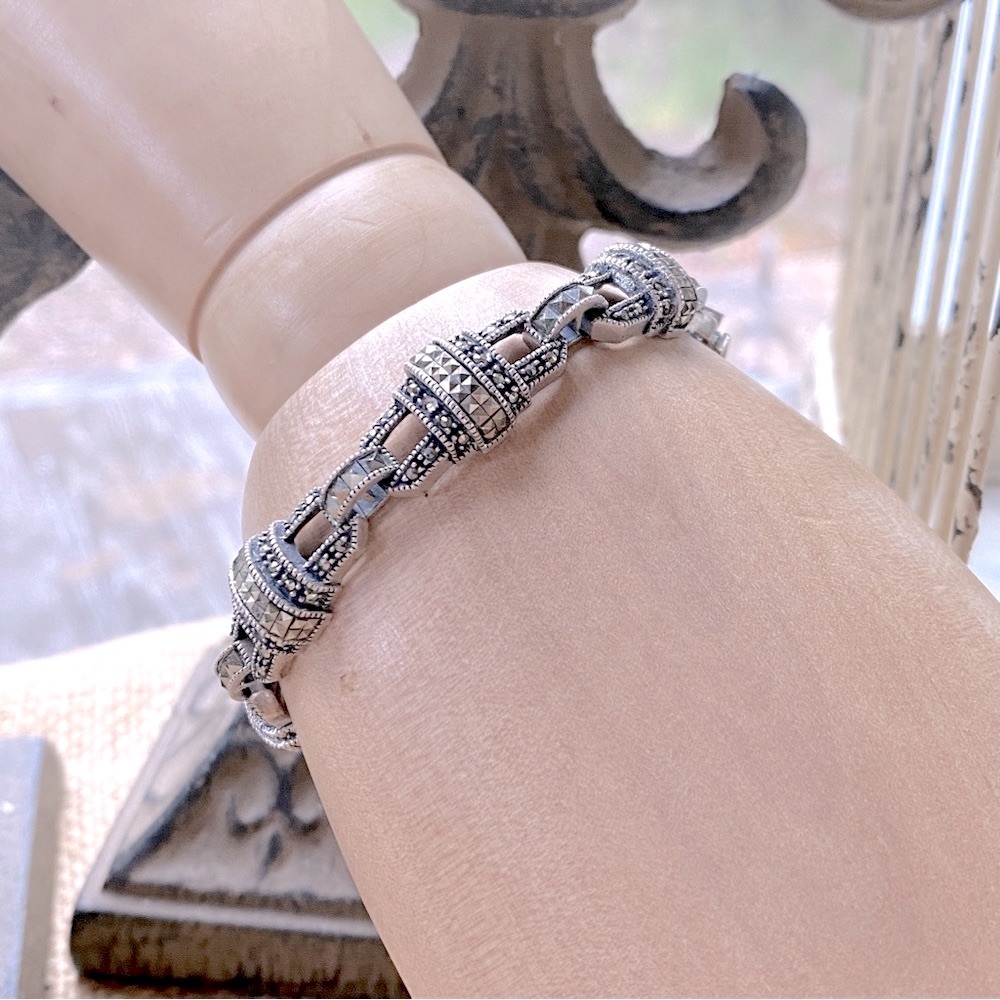 JUDITH JACK STERLING VINTAGE MARCASITE ART DECO STYLE BRACELET 
7”
